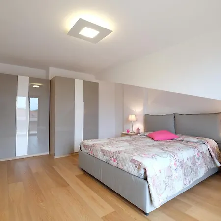Apartment Venere 2 - Pineto